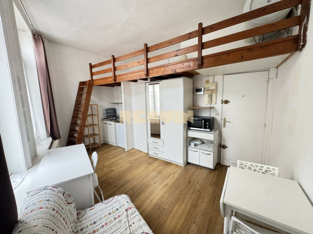 Appartement 1 pièces à Lille — F1 avec Mezzanine — photo 1