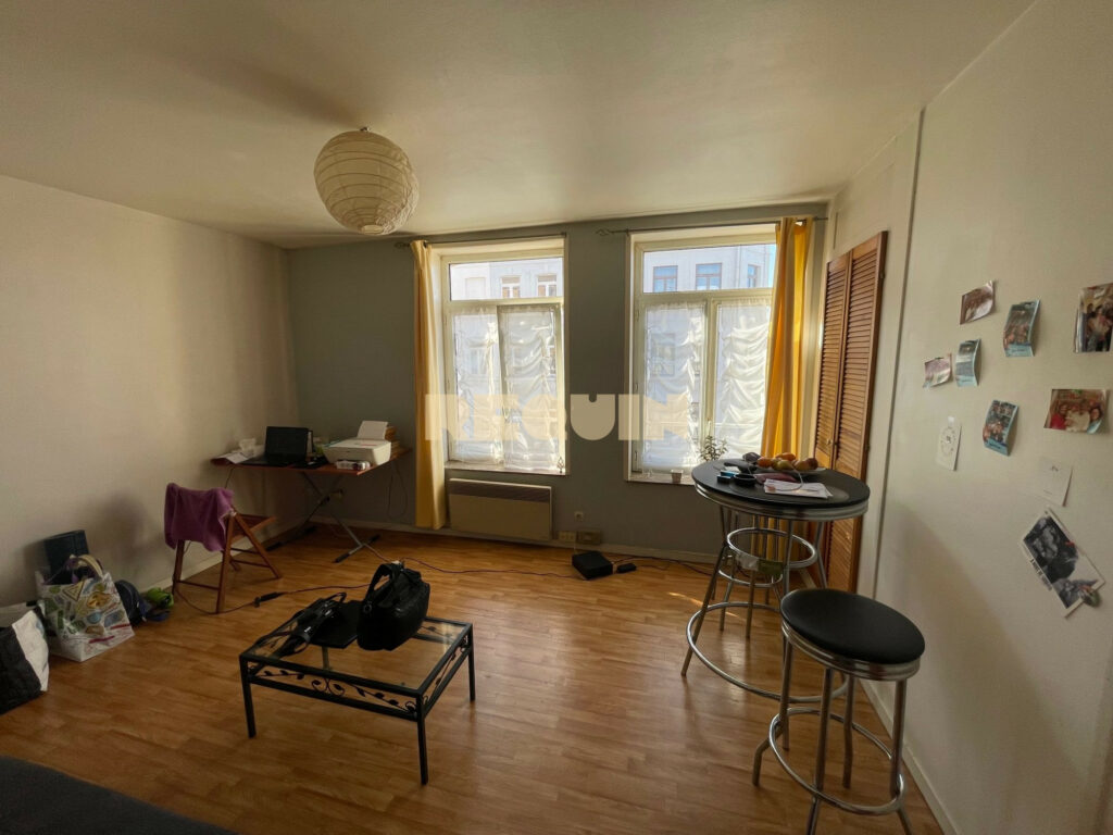Immeuble à Lille — Immeuble de rapport — photo 14