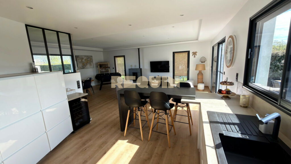 Maison 10 pièces à Groffliers — Ensemble Immobilier — photo 11