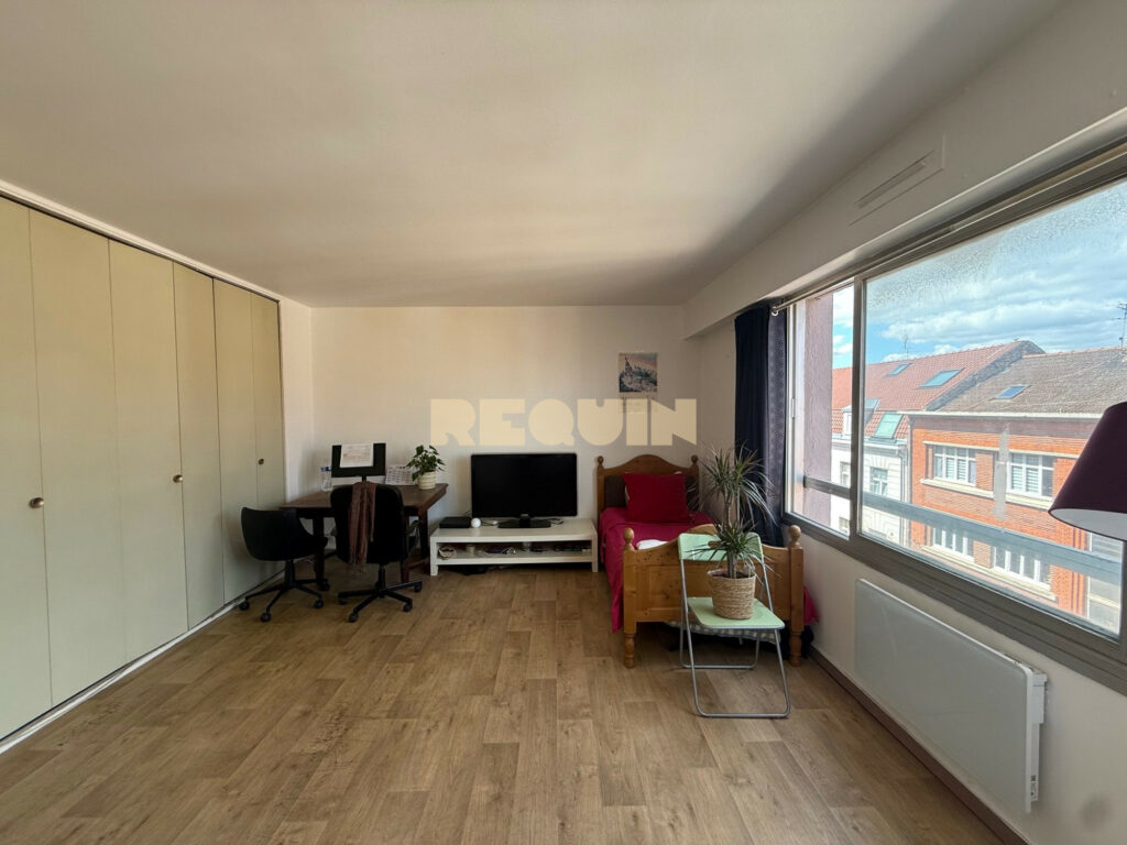 Appartement 1 pièces à Lille — Studio Gambetta + Parking — photo 1