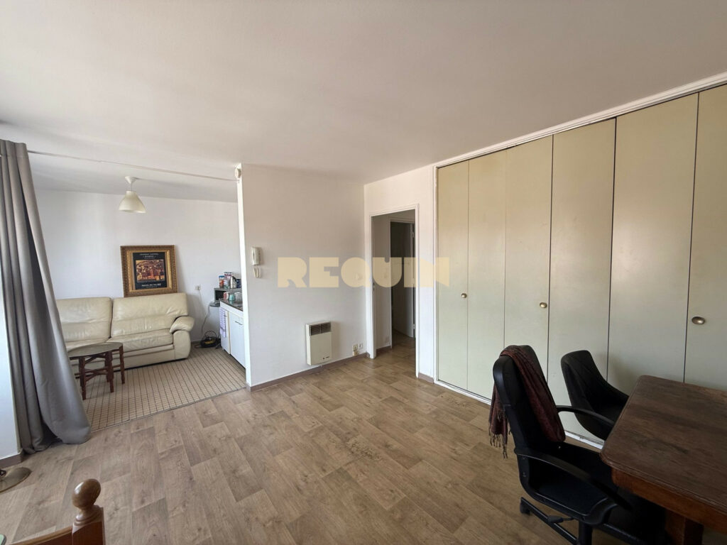 Appartement 1 pièces à Lille — Studio Gambetta + Parking — photo 4
