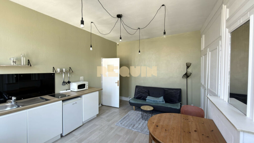 Immeuble à Lille — Ensemble Immobilier — photo 13