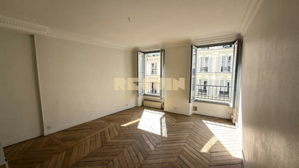 Appartement 2 pièces à Paris — T2 Paris 18ème — photo 8