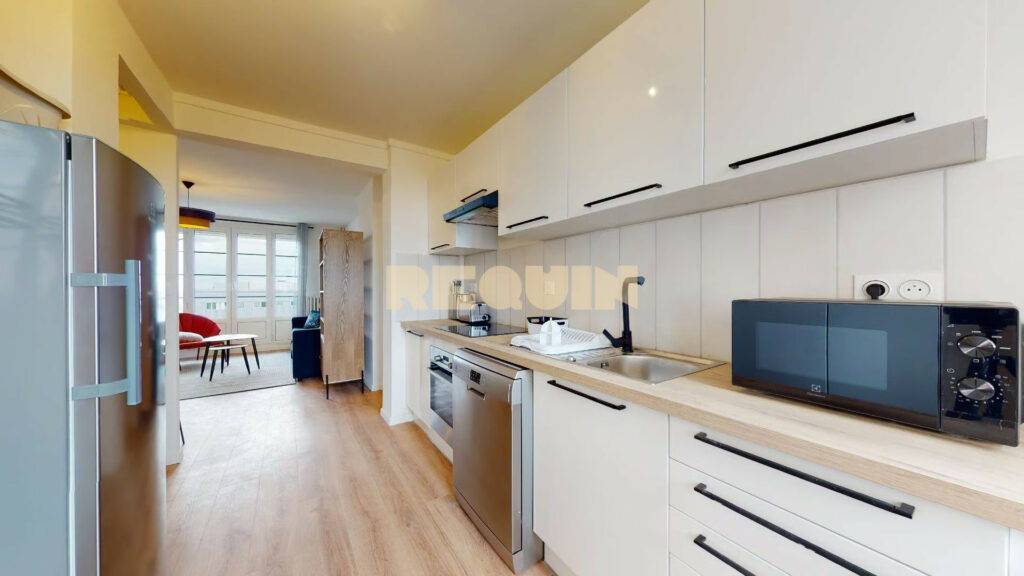 Appartement 5 pièces à Lille — Lille – T4/5 avec parking — photo 6