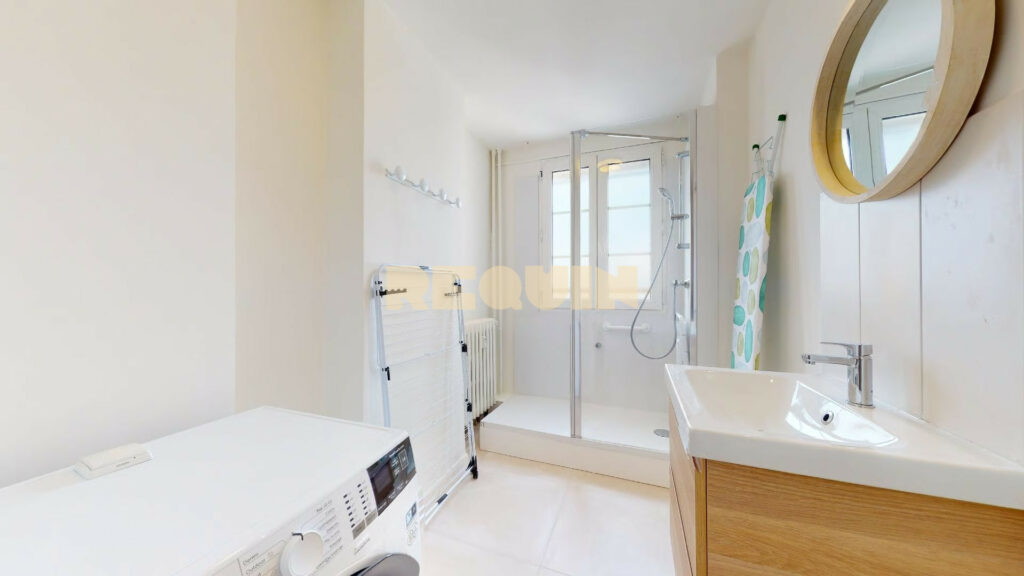 Appartement 5 pièces à Lille — Lille – T4/5 avec parking — photo 16