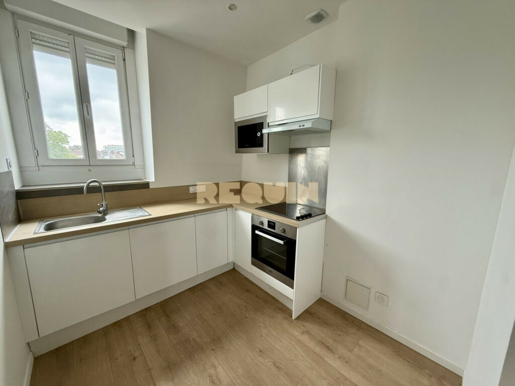 Appartement 2 pièces à Lille — T2 place Philippe Lebon — photo 3