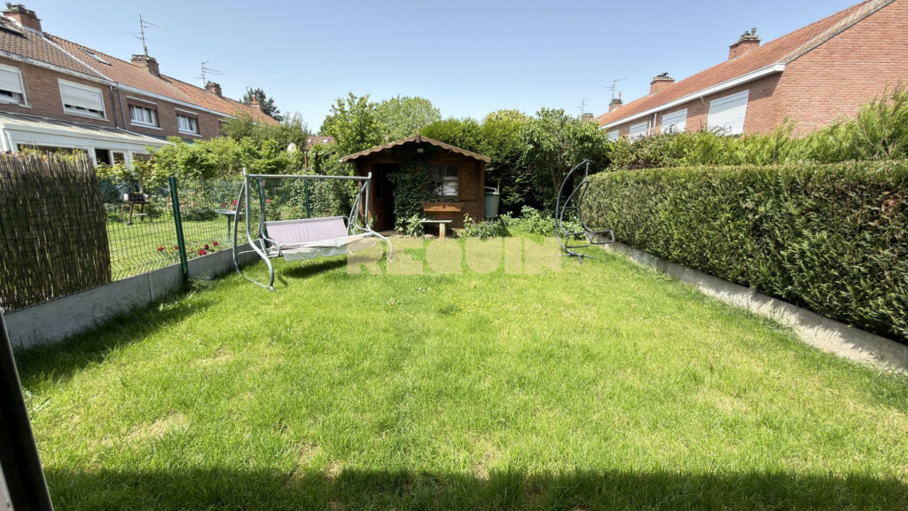 Maison 4 pièces à Faches-Thumesnil — Maison familiale avec jardin et garage — photo 2