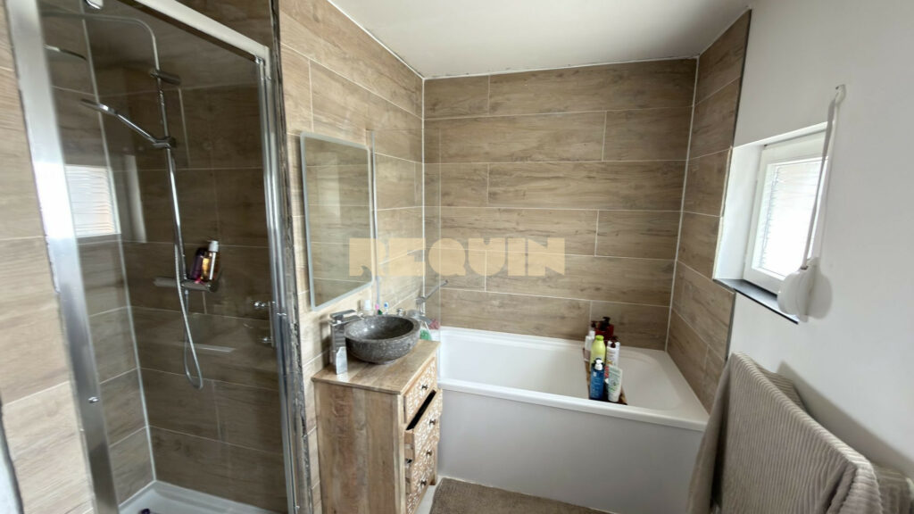 Maison 4 pièces à Faches-Thumesnil — Maison familiale avec jardin et garage — photo 10
