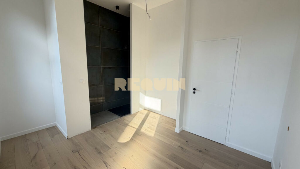 Appartement 3 pièces à Lille — Magnifique rez-de-jardin — photo 8