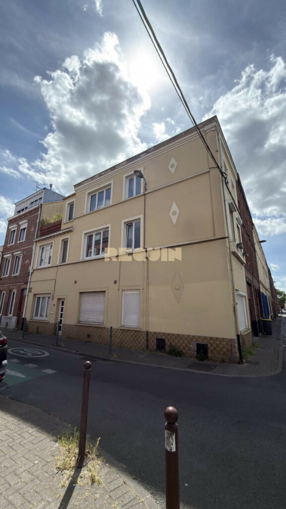 Appartement 3 pièces à Lille — T2 bis à rénover — photo 5