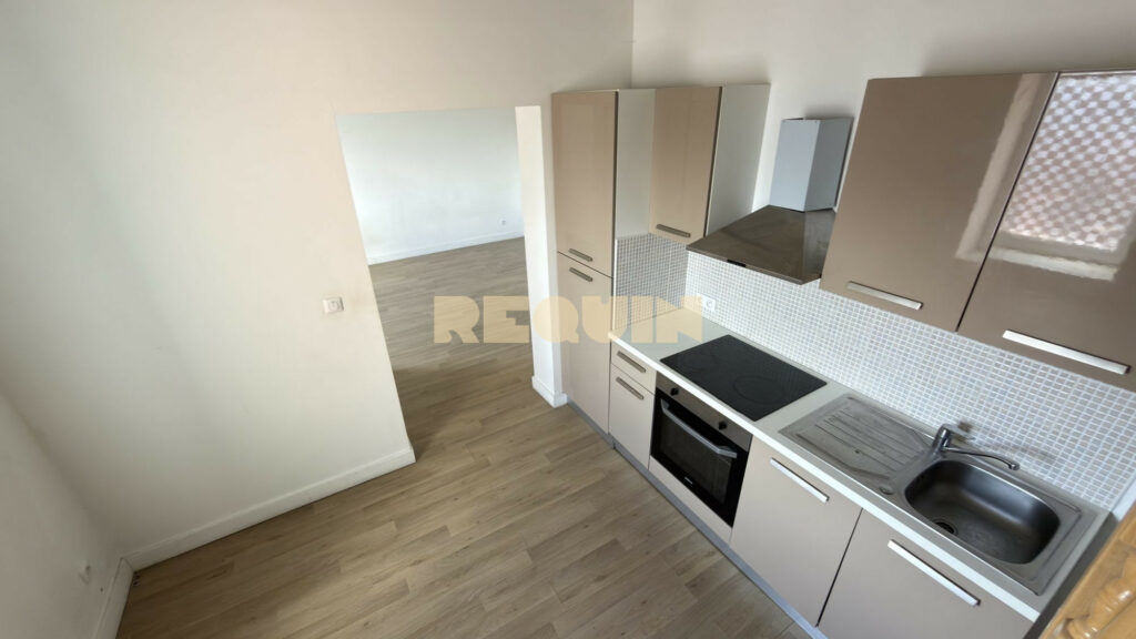 Appartement 2 pièces à Lille — T2 en duplex — photo 2