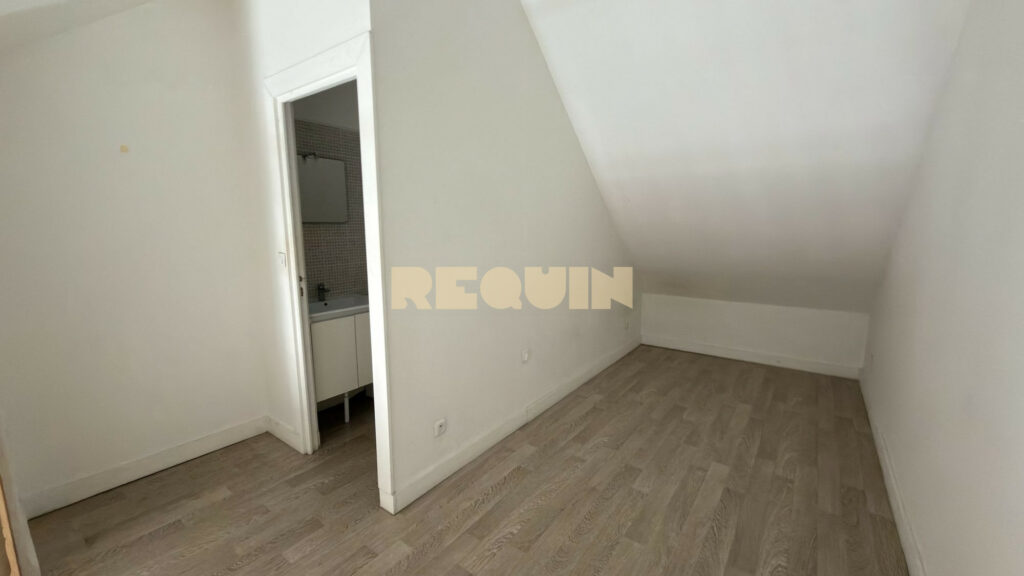 Appartement 2 pièces à Lille — T2 en duplex — photo 4