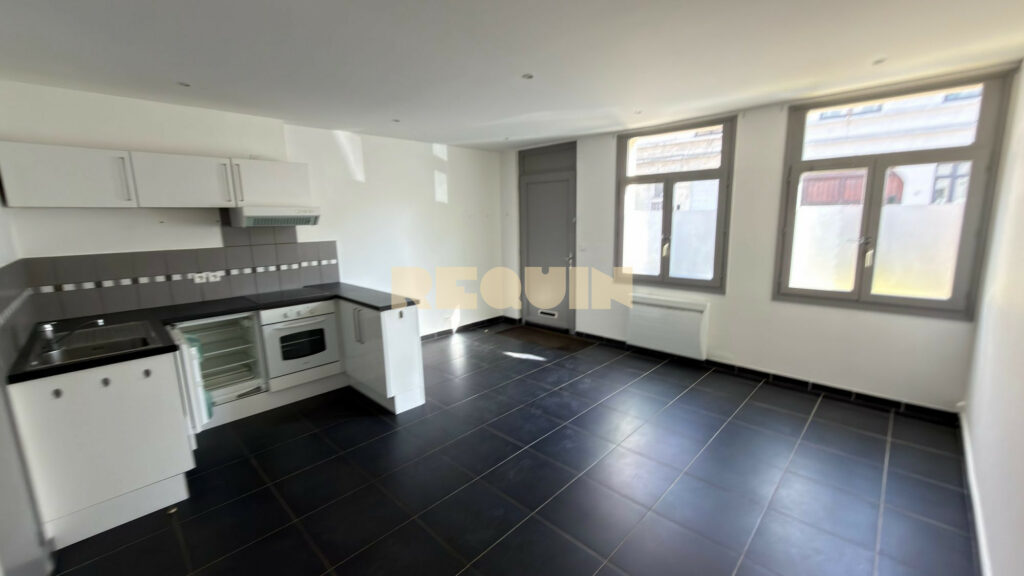Appartement 1 pièces à Lille — F1 bis Vieux Lille — photo 1