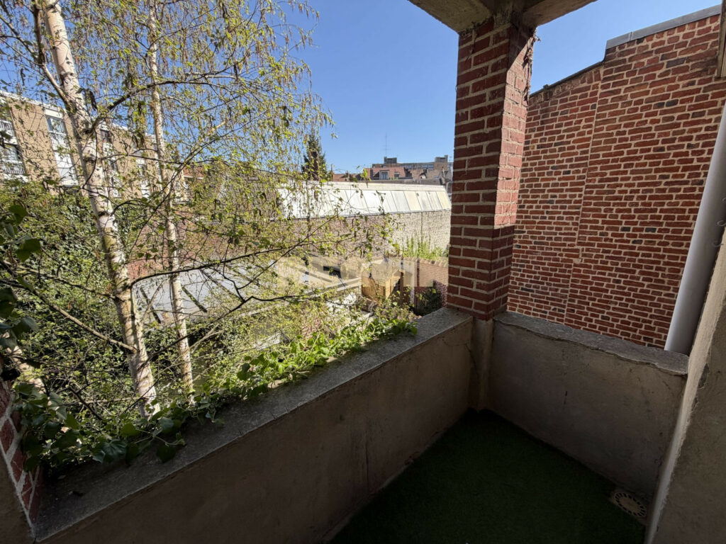 Appartement 1 pièces à Lille — Vauban – Studio avec extérieur — photo 4