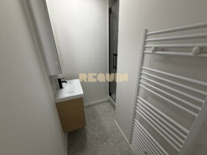 Appartement 1 pièces à Lille — Vauban – Studio avec extérieur — photo 9