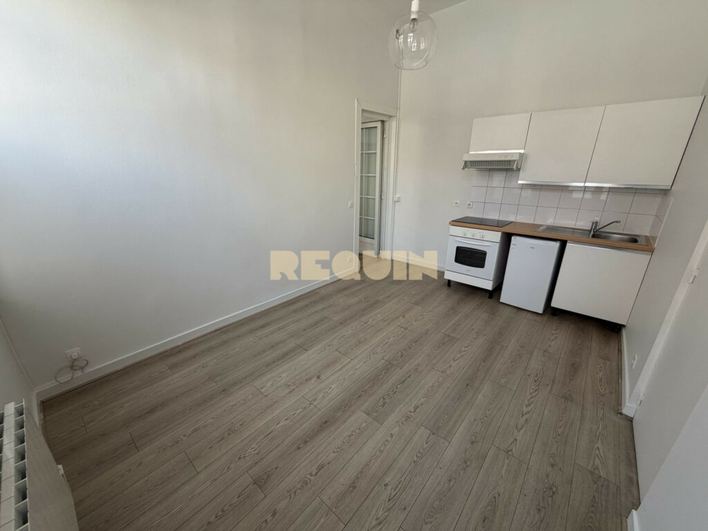 Appartement 2 pièces à Lille — Wazemmes – T2 — photo 2