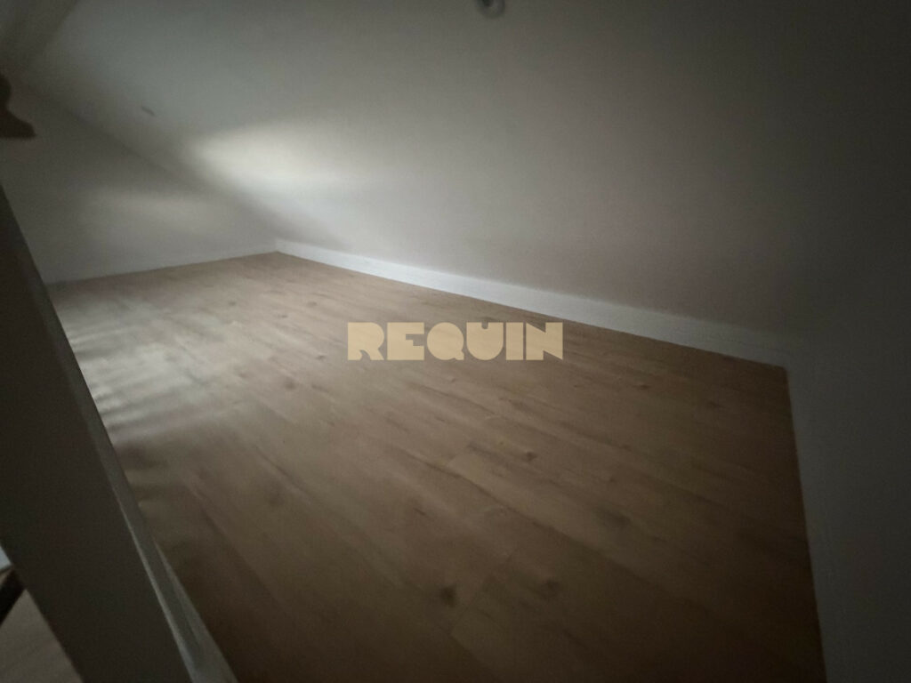 Appartement 2 pièces à Lille — Vauban – Studio bis avec mezzanine — photo 5
