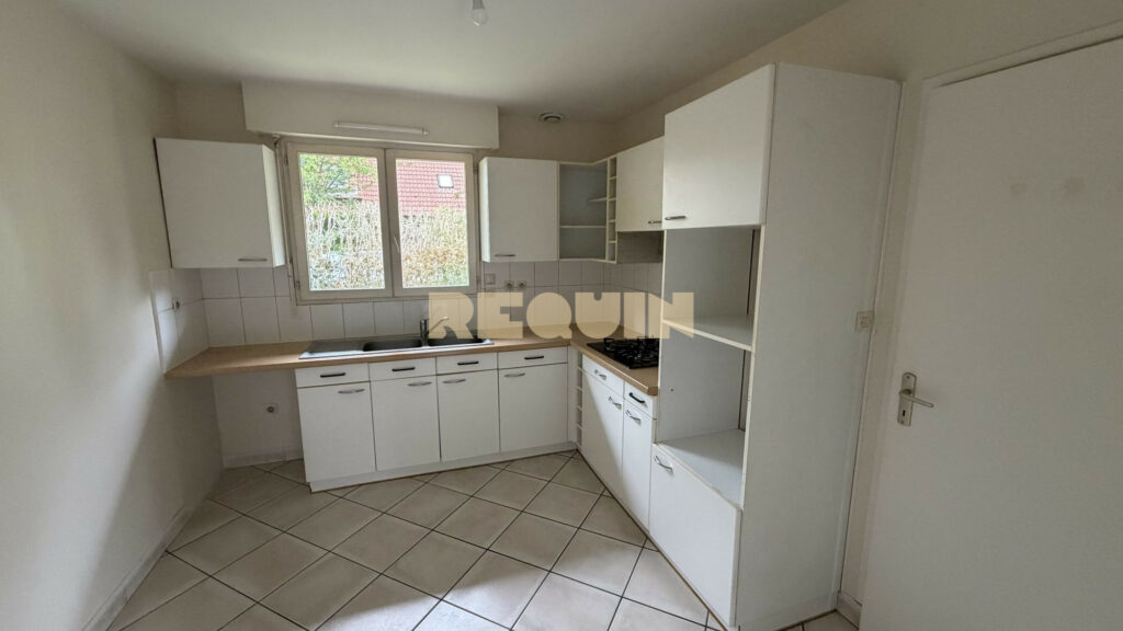 Maison 5 pièces à Ronchin — Maison Familiale avec garage et Jardin — photo 3
