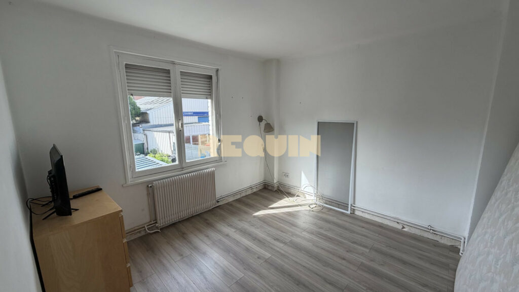 Maison 4 pièces à Haubourdin — Maison à travaux avec Jardin — photo 9