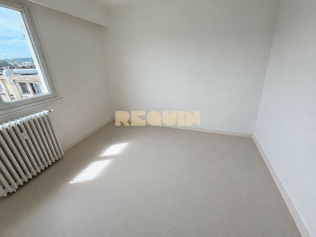 Appartement 4 pièces à Boulogne-Sur-Mer — Centre ville – Duplex vue mer – Dernier étage — photo 8