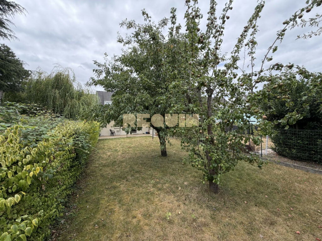Maison 5 pièces à Lille — Villa avec jardin et garage — photo 1