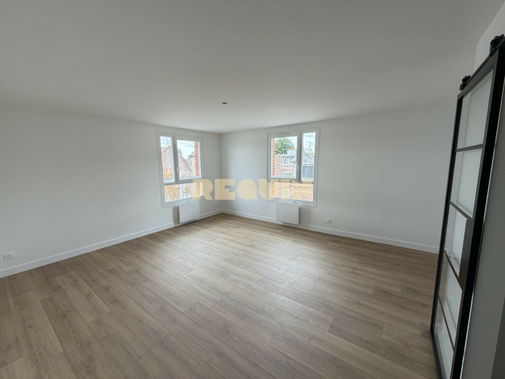 Appartement 3 pièces à Loos — T3 contempotrain avec Parking — photo 3