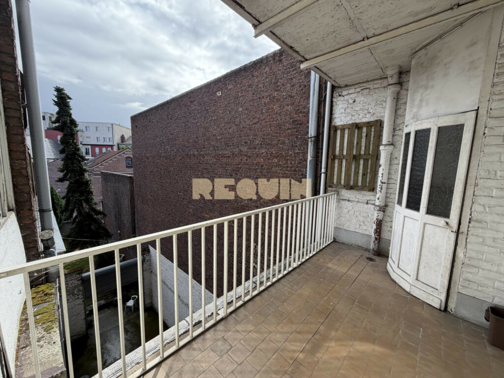 Immeuble à Lille — Immeuble de rapport — photo 9