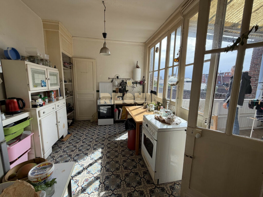 Immeuble à Lille — Immeuble de rapport — photo 12