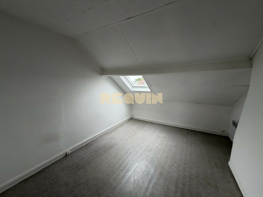 Appartement 2 pièces à Lille — Deux pièces Rue Louis Faure — photo 2