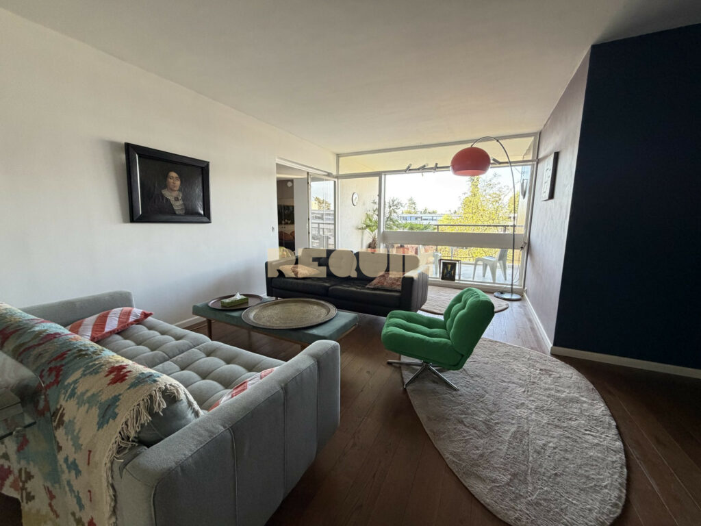 Appartement 6 pièces à Lille — T4 avec terrasses et garage — photo 3