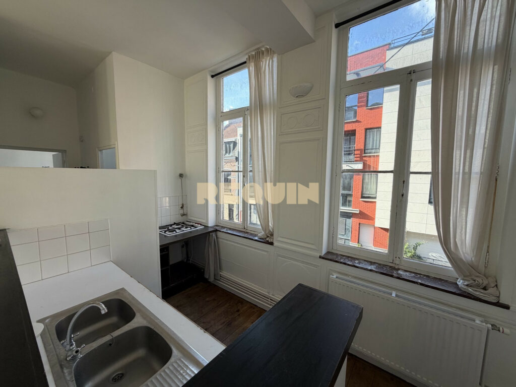 Appartement 3 pièces à Lille — T2bis Vieux-Lille — photo 5