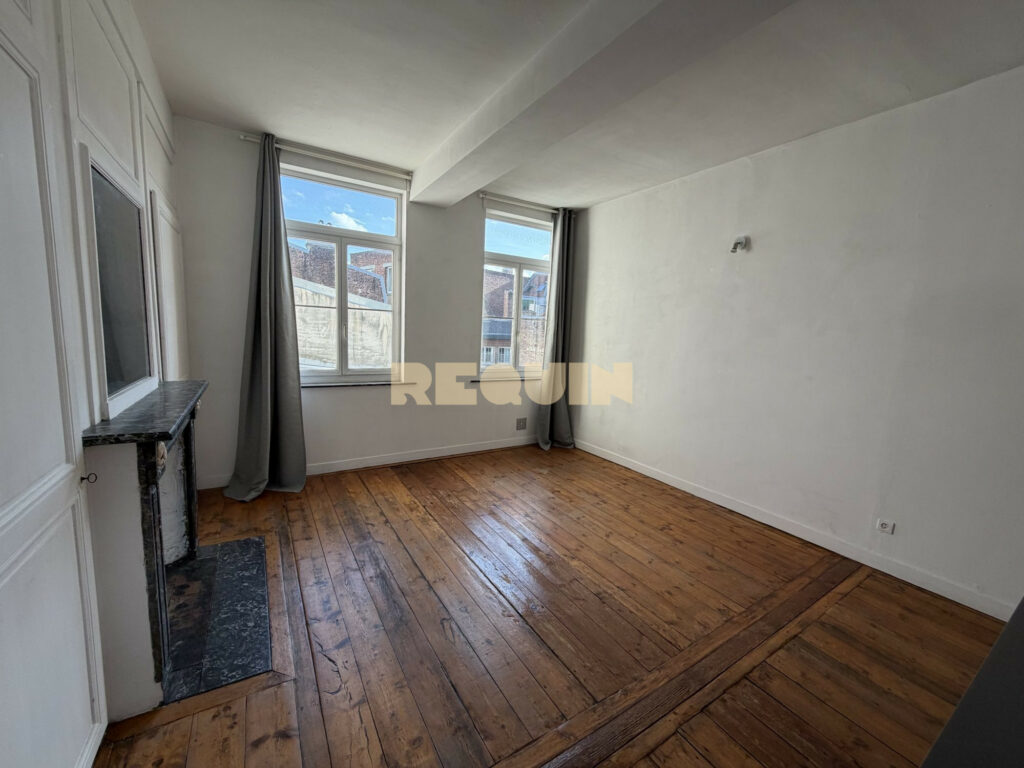 Appartement 2 pièces à Lille — Grand T2 Vieux Lille — photo 1