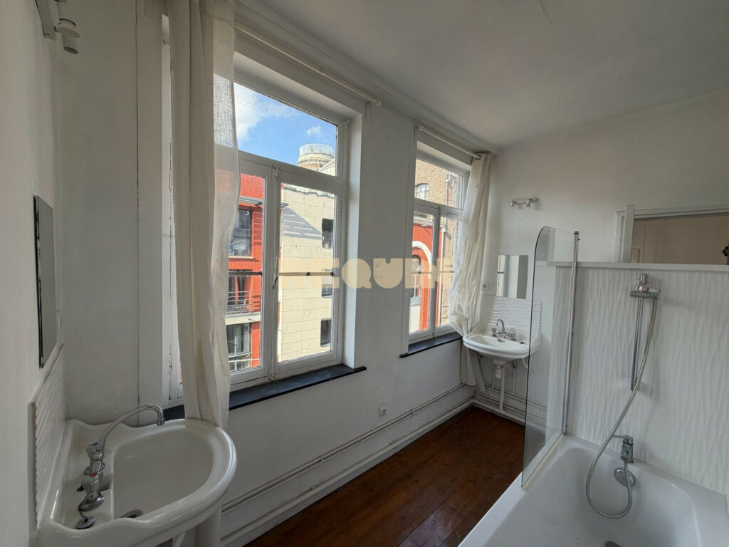 Appartement 2 pièces à Lille — Grand T2 Vieux Lille — photo 5