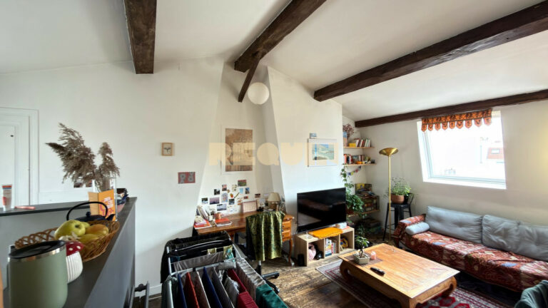 Appartement 2 pièces à Lille — Grand Type 2 Rue de Jemmapes — photo 1