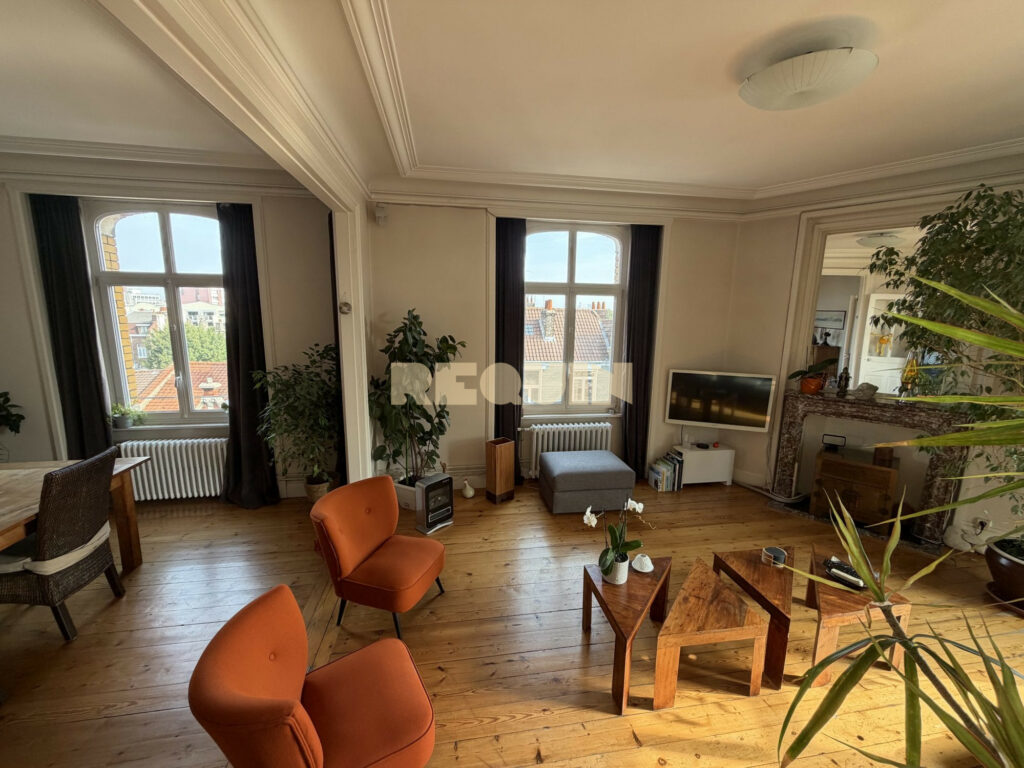 Appartement 4 pièces à Lille — Magnifique T4 en centre ville — photo 12