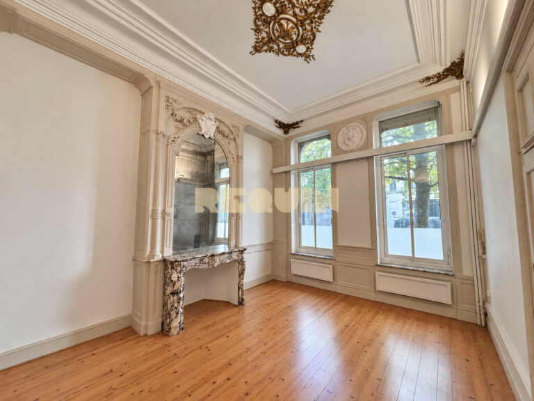 Appartement 2 pièces à Lille — Magnifique T3 Lille sébastopol — photo 1