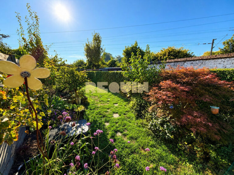 Maison 5 pièces à Loos — Loos – Maison avec jardin — photo 1
